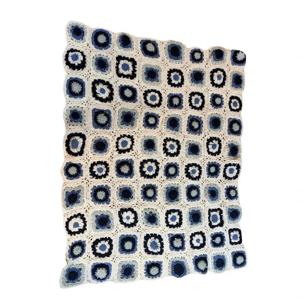 Handmade Crocheted Granny Square Afghan Blanket‎ Navy Blue White 59x46